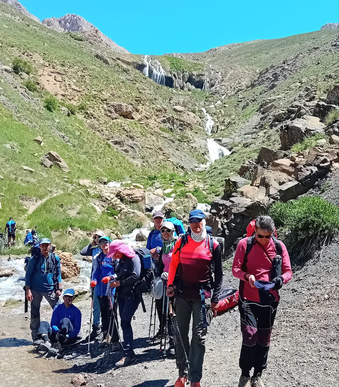 ابشار آب سفید