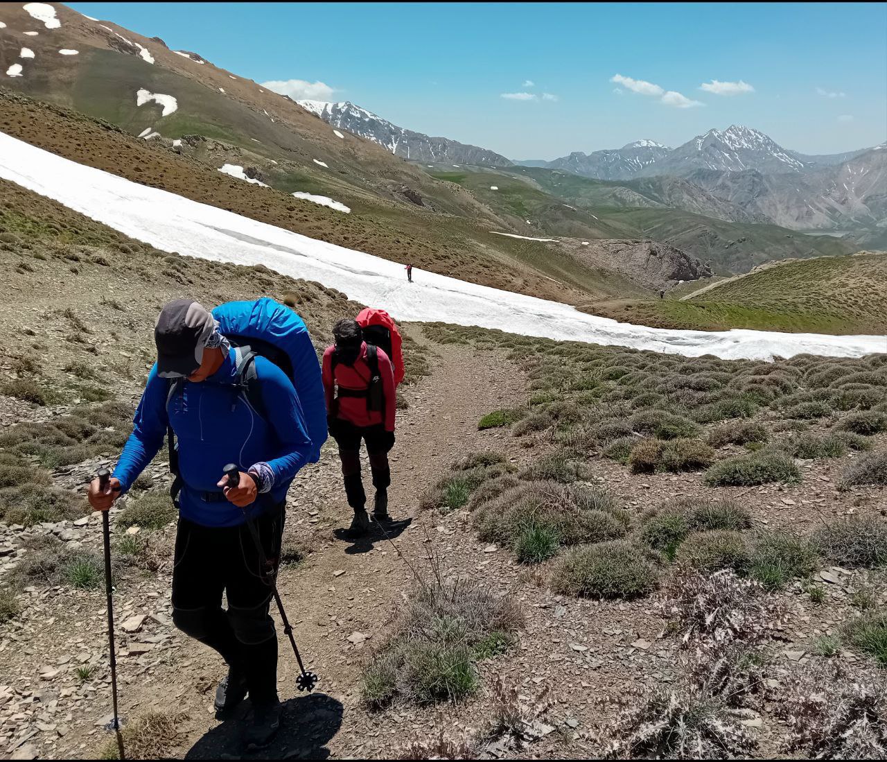 به سمت گردنه قبل از دشت پاکبود